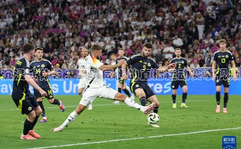 8868体育app下载平台百度智能云沉浸式体验：实时同步的直播运动赛事视频